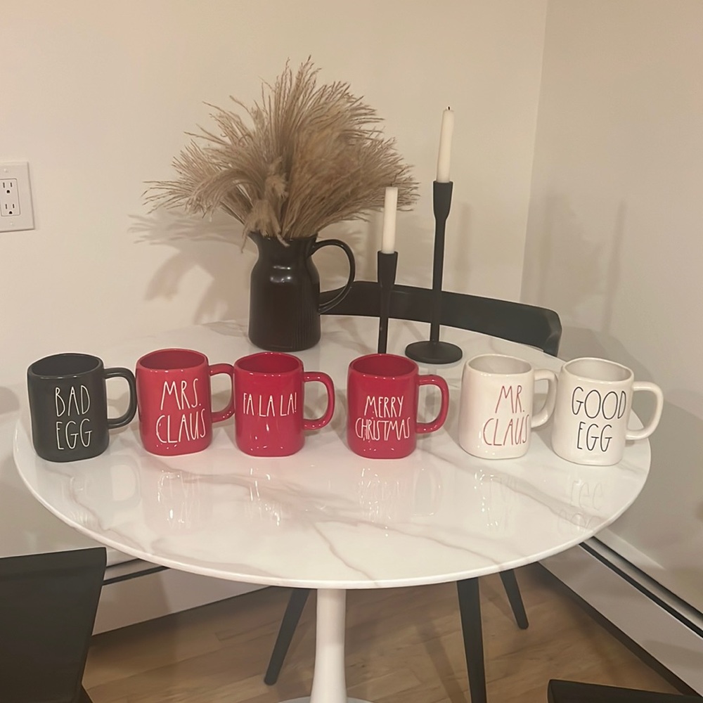 RAE DUNN HOLIDAY MUGS